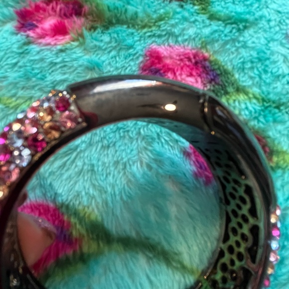 HSN Joan Boyce Hematite Tone "Kissable" Pave Multi Crystal Cuff Bracelet - Picture 5 of 6